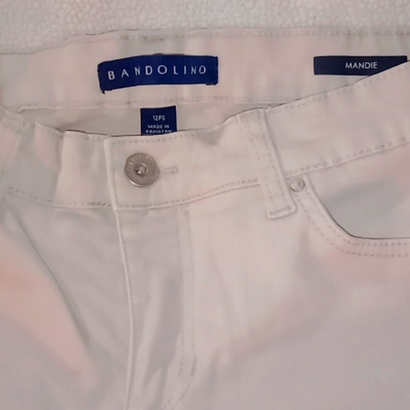 Bandolina Mandie Pants Size 12 P. Short Cream Color - Picture 3 of 6